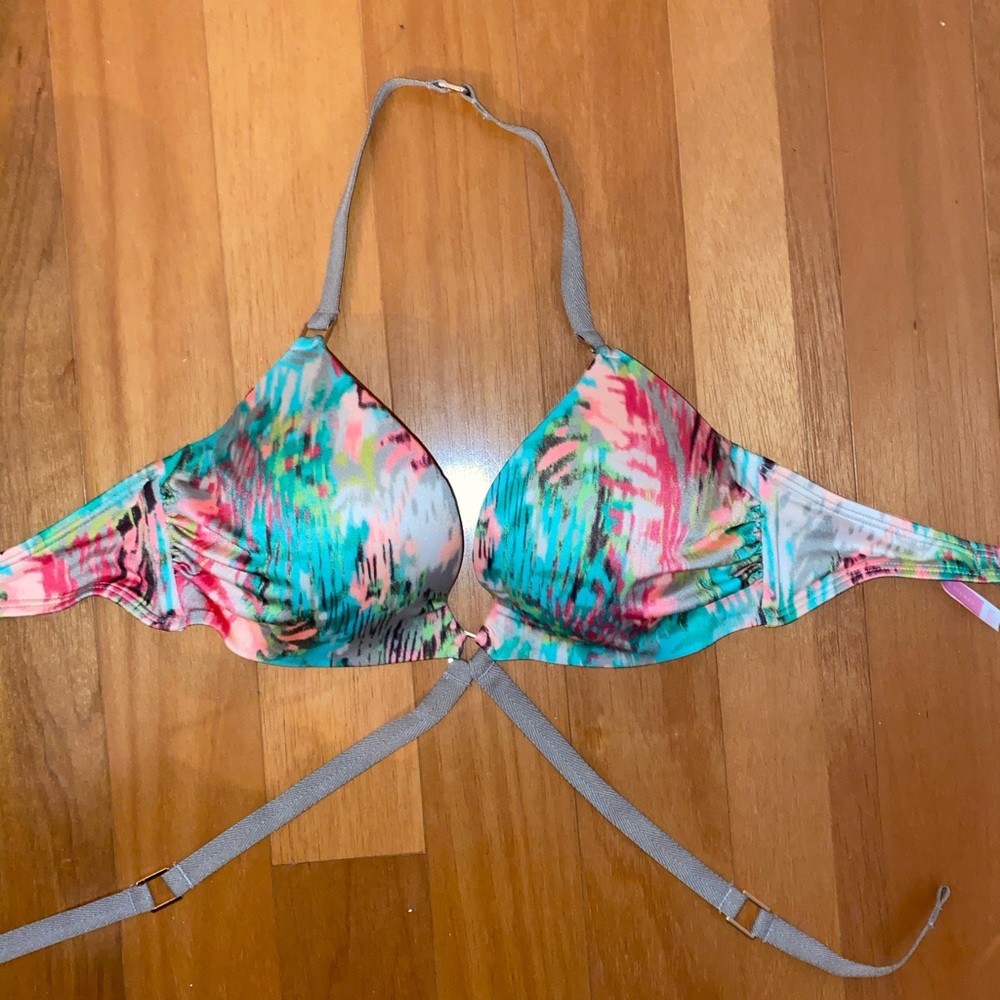PUSH-UP vs swim bikini top
